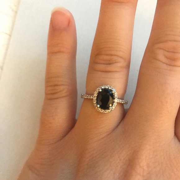 Sapphire Diamond Ring - Picture 2 of 7